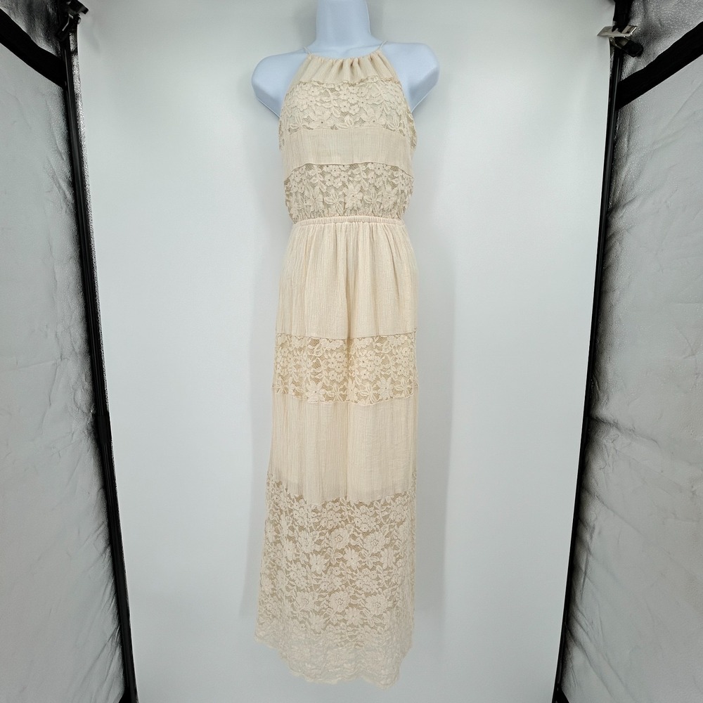 Tiered Coastal Cottage Maxi Dress Medium Romantic Preppy Boho Lace Occassion